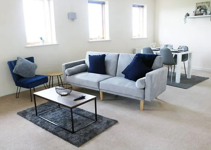 Bright & Cosy 2Bed Apartment In Mk Centre +Parking