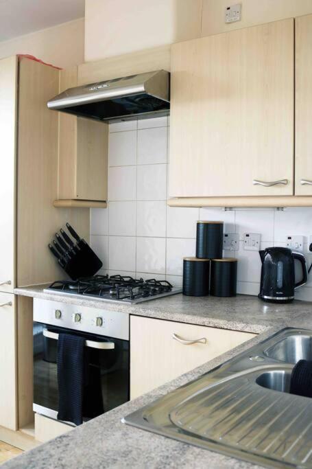 Bright & Cosy 2bed In Mk Centre +parking Apartment